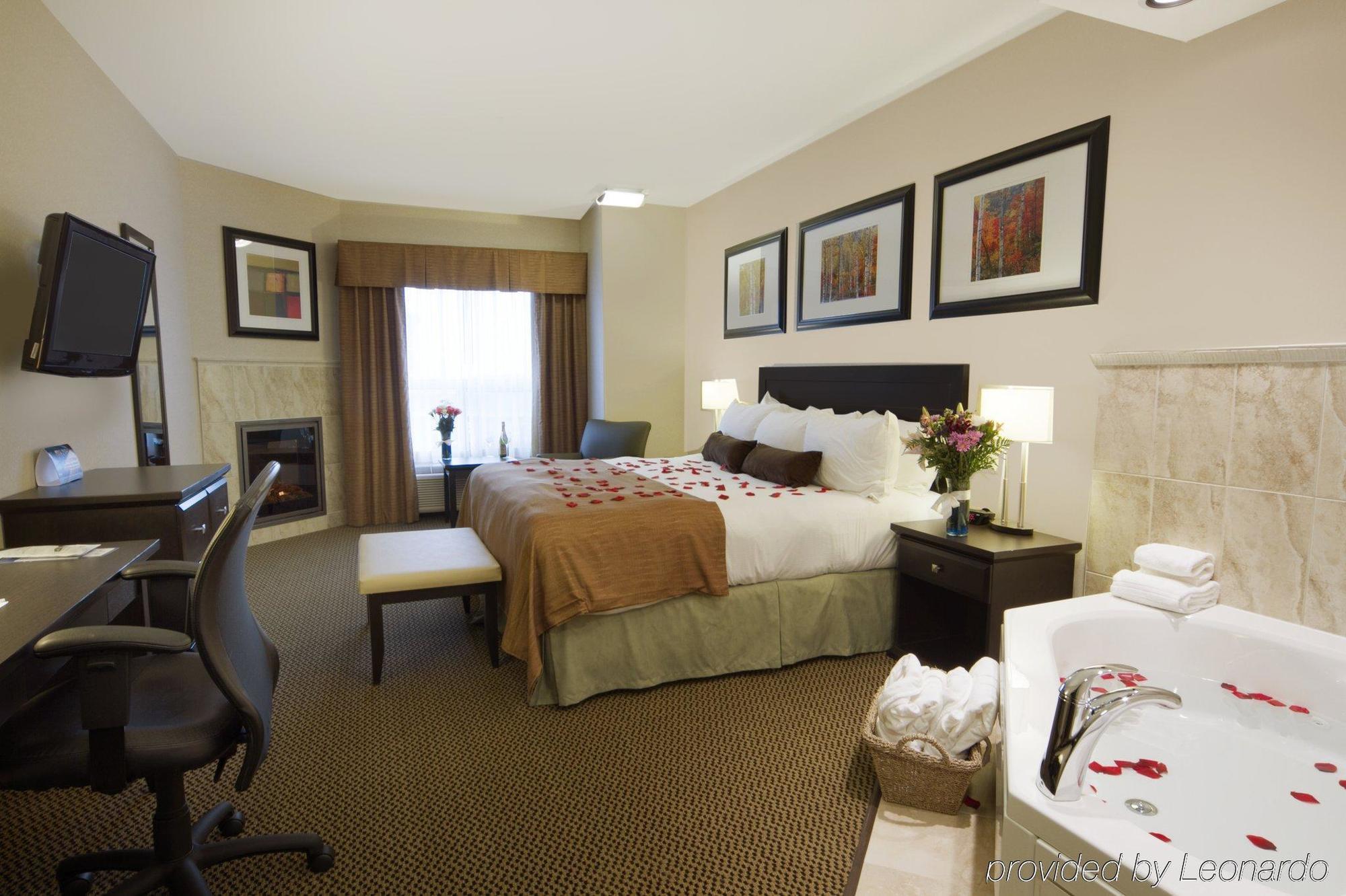 Best Western Wainwright Inn & Suites Esterno foto