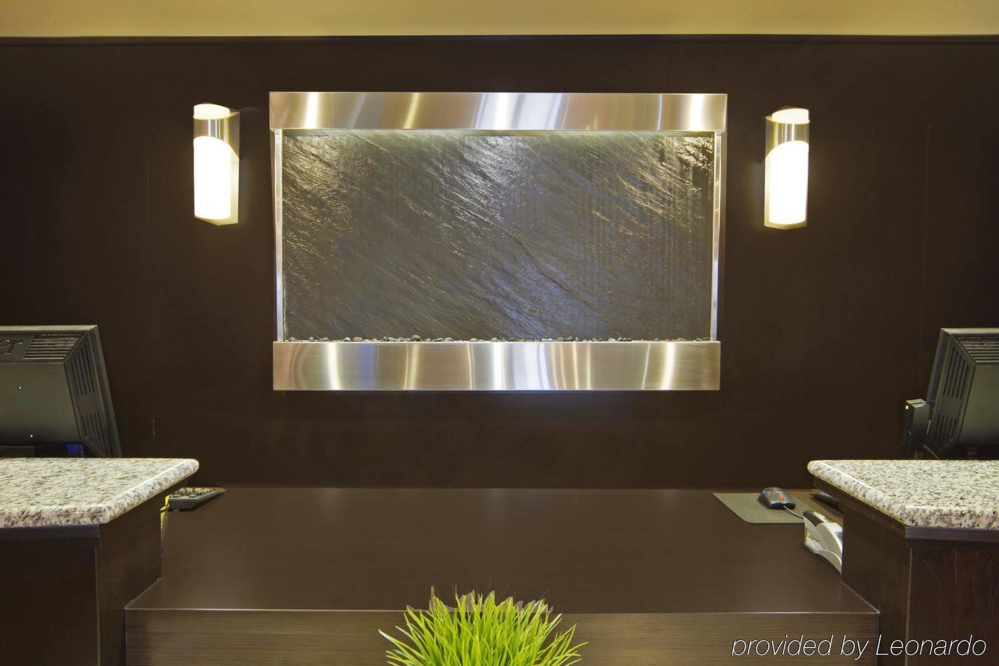 Best Western Wainwright Inn & Suites Esterno foto
